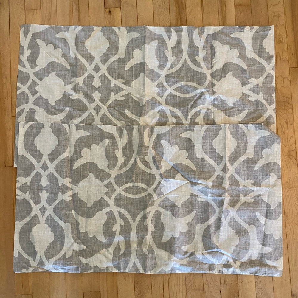 Barbara Barry poetical king shams NEVER USED